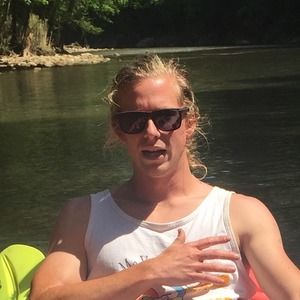 Meet your Posher, Dustin